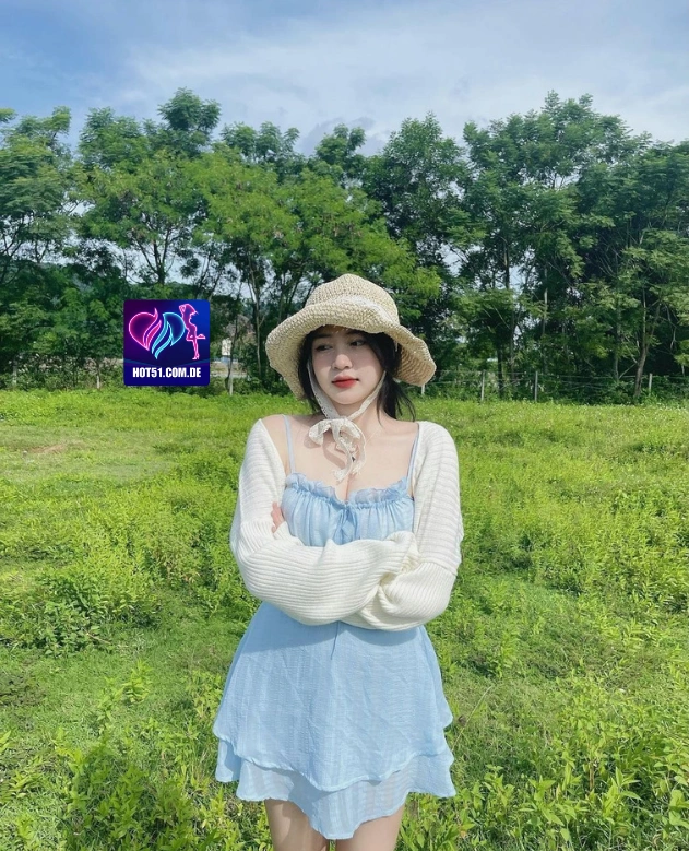 Alicia Vikander HT51.COM.DE