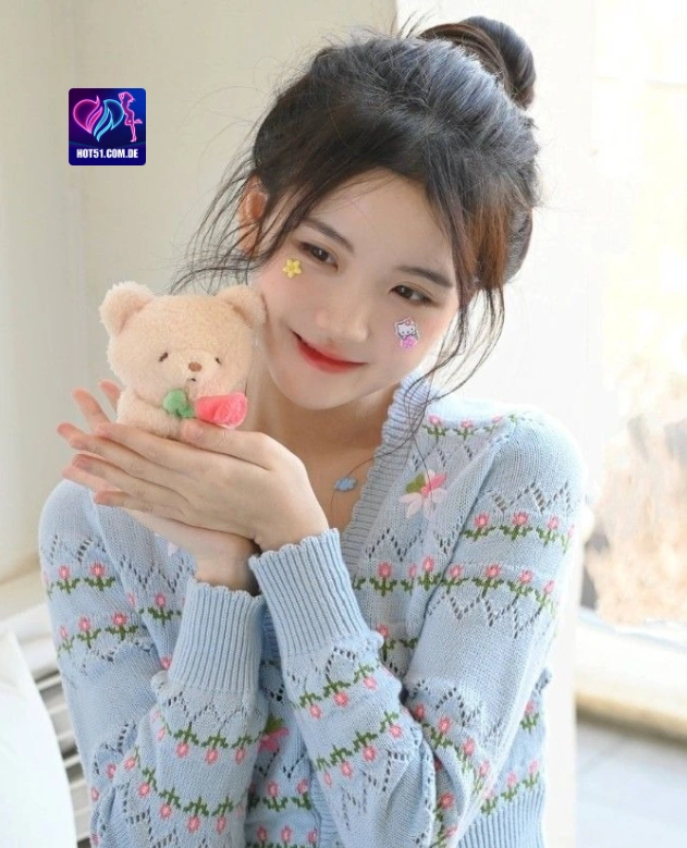 Lana Condor HOT51.COM.DE