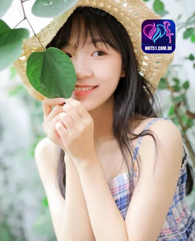 Cadence Hayes HOT51.COM.DE