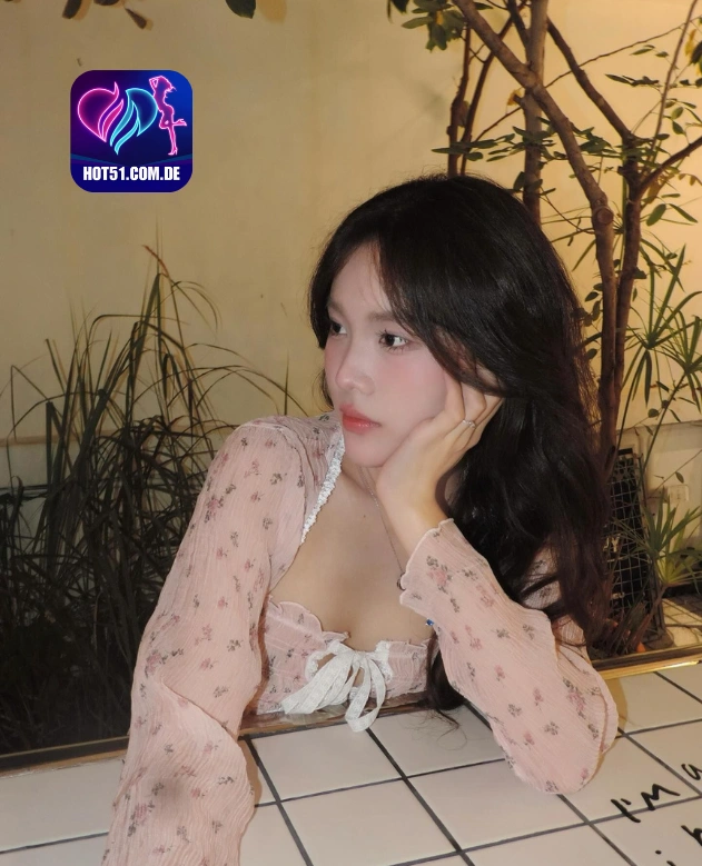 Eliza Thompson HOT51.COM.DE