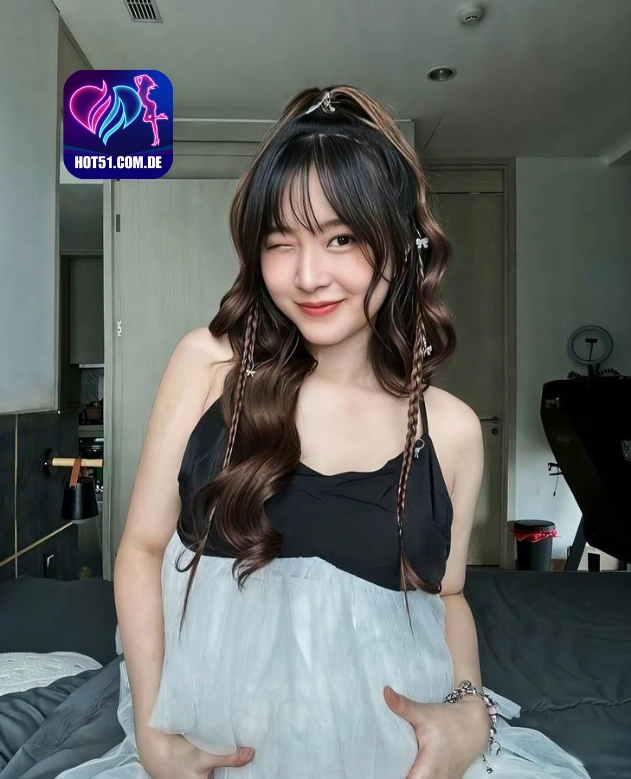 Emberly Jensen HOT51.COM.DE