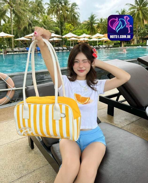 Genevieve Harrison HOT51.COM.DE