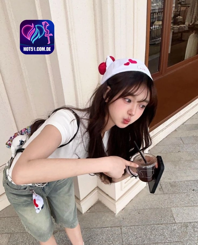 Heidi Lewis HOT51.COM.DE