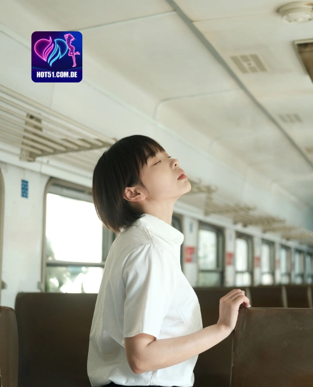 Qania Sarasvati HOT51.COM.DE