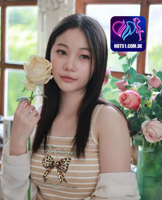 Aidan Rowley HOT51.COM.DE