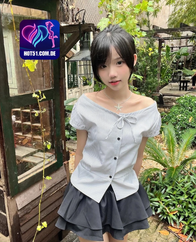 Charlotte Wood HOT51.COM.DE