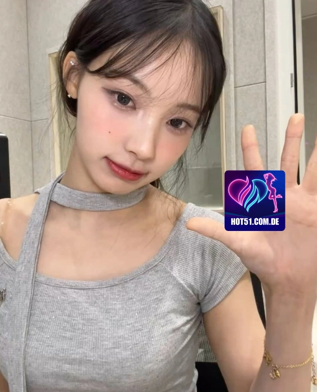 Clementine Scott HOT51.COM.DE