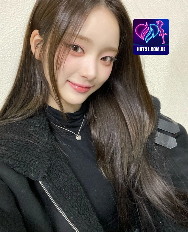 Elara Finch HOT51.COM.DE