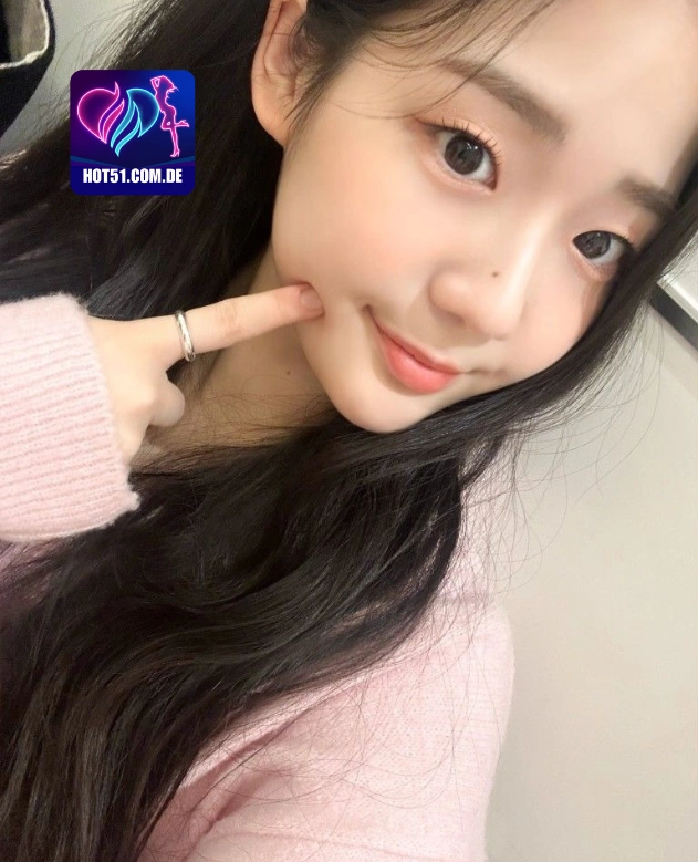 Esther Hughes HOT51.COM.DE