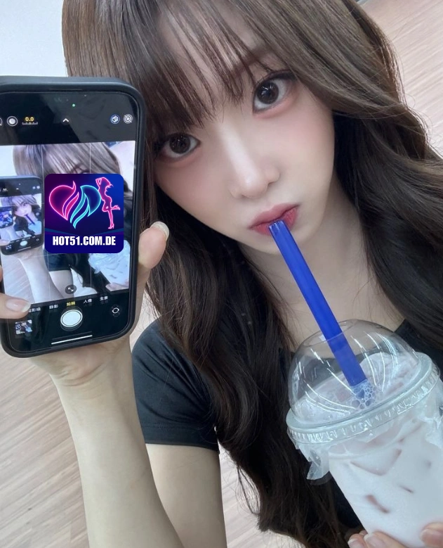 Felicity Baker HOT51.COM.DE