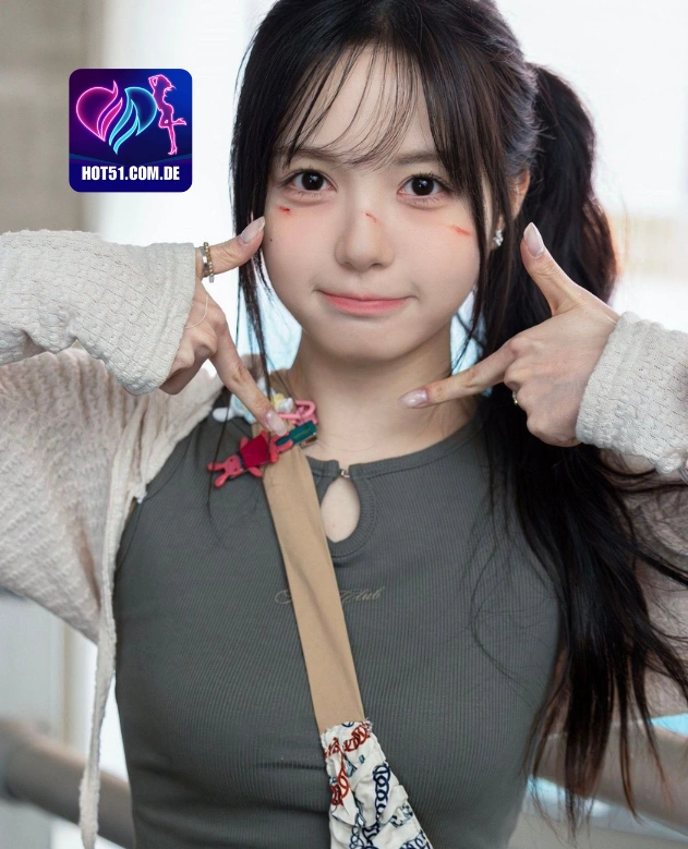 Genesis White HOT51.COM.DE