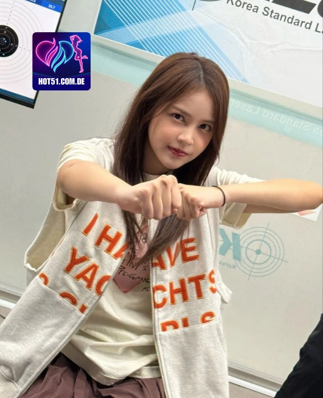 Lily Morris HOT51.COM.DE