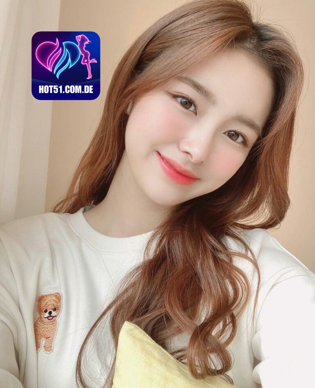 Lydia Francis HOT51.COM.DE