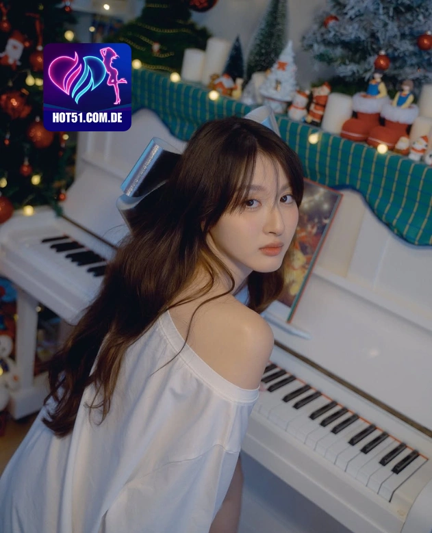 Madison Kelly HOT51.COM.DE