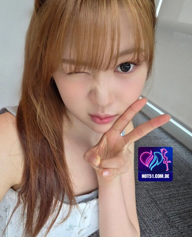 Poppy Hill HOT51.COM.DE