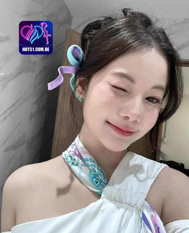 Riley Watson HOT51.COM.DE