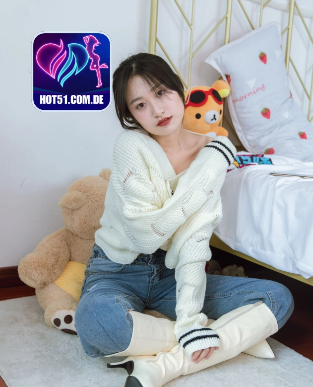 Aria Lewis-HOT51.COM.DE