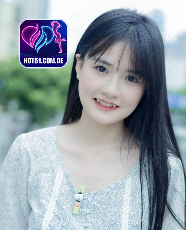 Erin Hughes HOT51.COM.DE