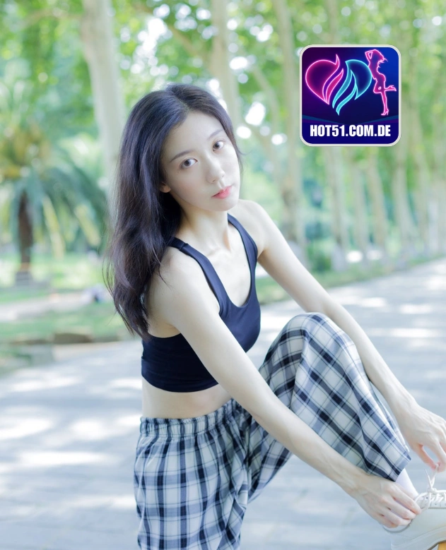 Hazel Clarke HOT51.COM.DE