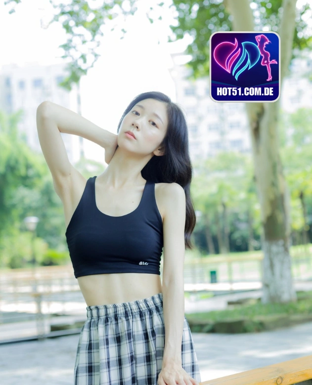 Hazel Clarke HOT51.COM.DE