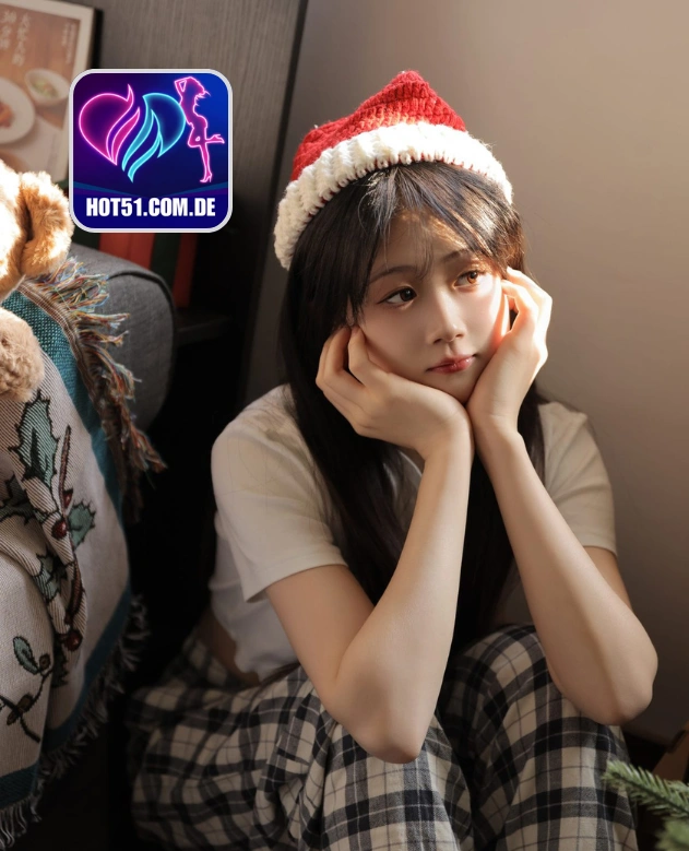 Leah Scott-HOT51.COM.DE