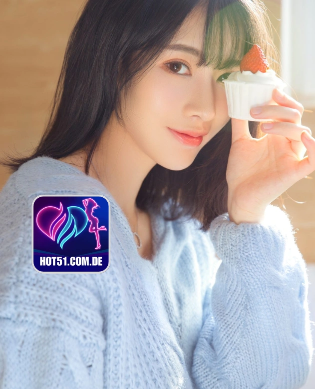 Lillian Hughes-HOT51.COM.DE