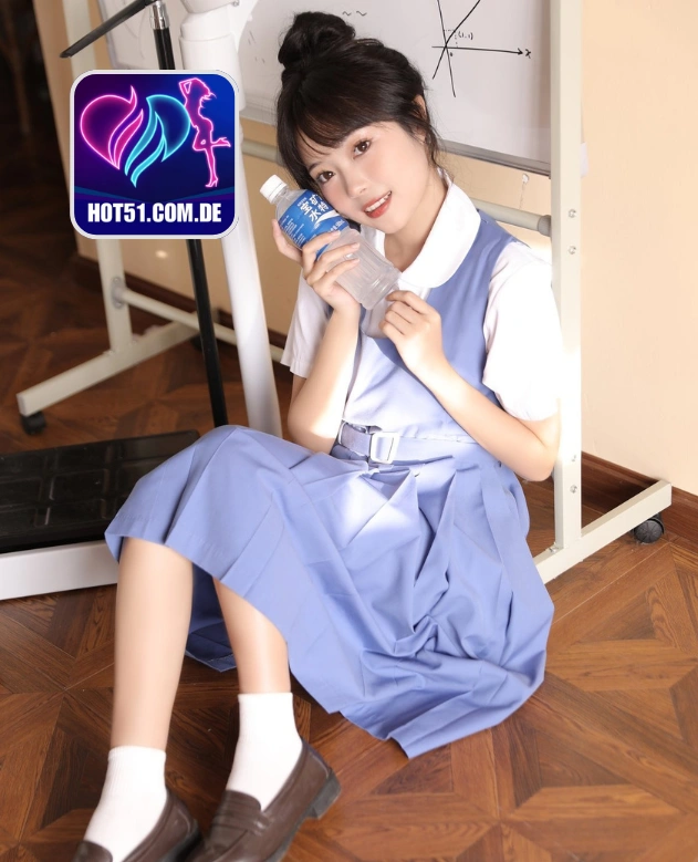 Willow Turner HOT51.COM.DE