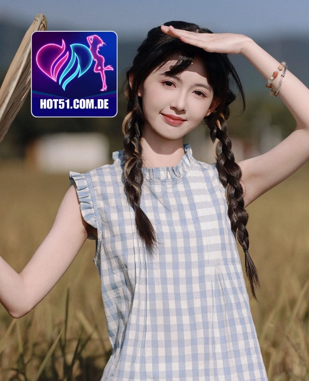 Blair Harrison-Hot51