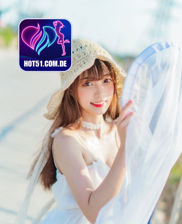 Clara Adams-HOT51.COM.DE