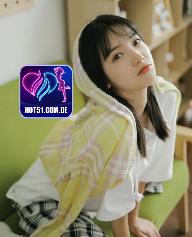 Erica Turner-HOT51.COM.DE