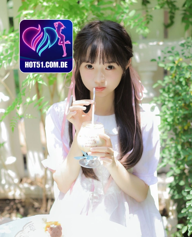 Justin Hughes-HOT51.COM.DE