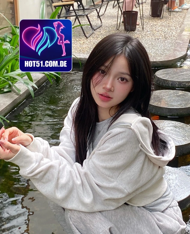 Camila Bennett-Hot51