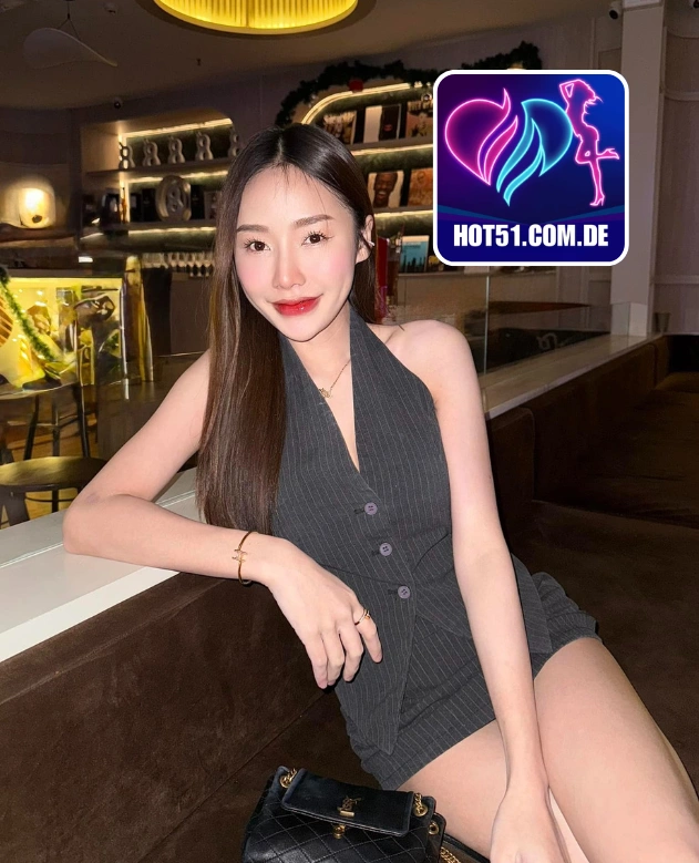 Cecilia Brooks-Hot51