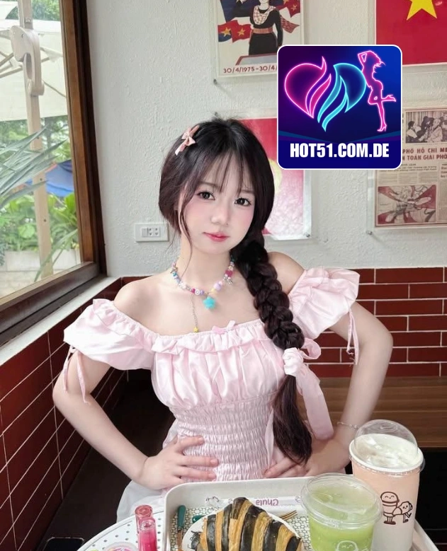 Catherine Howard-HOT51.COM.DE