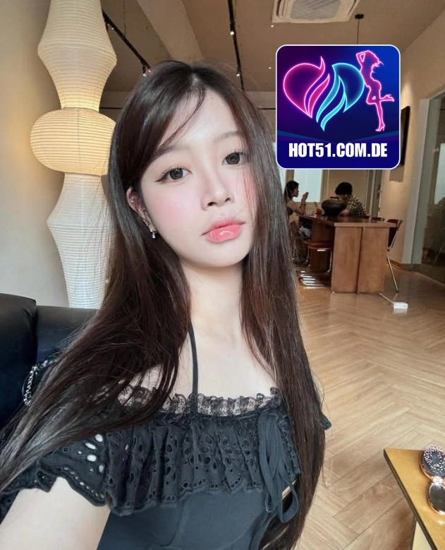 Cecilia Parker-Hot51