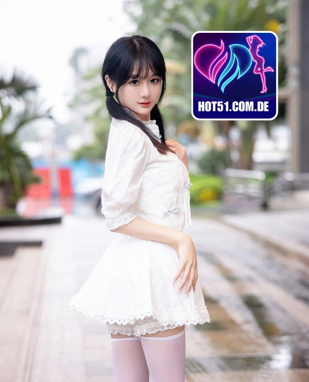 Charlotte Kensington-HOT51.COM.DE