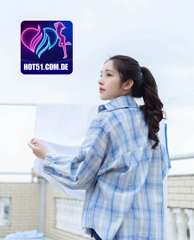 Daniel Whitaker-HOT51.COM.DE