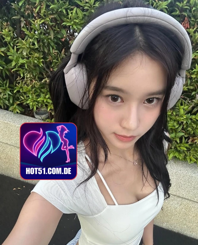 Grayson Carter-Hot51