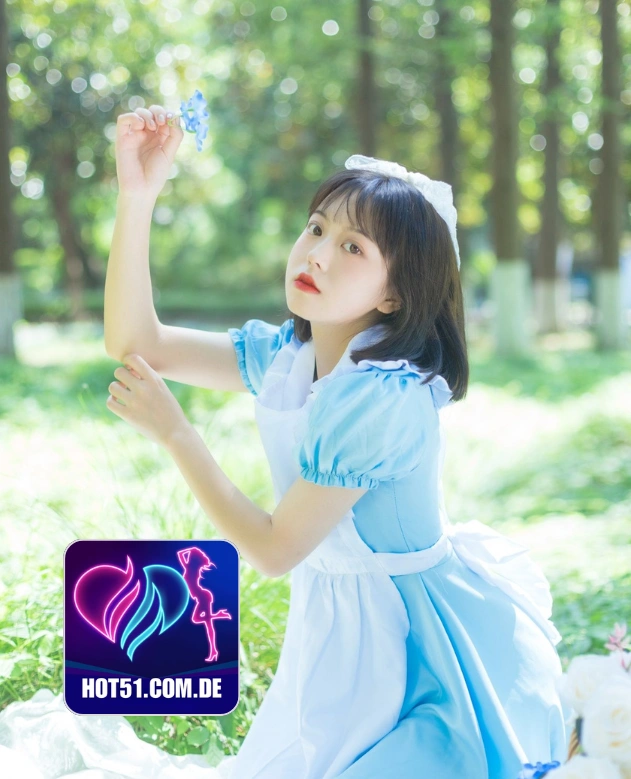 Lyra Blaze-HOT51.COM.DE