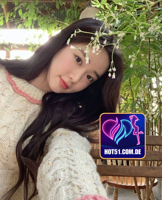 Victoria Sanders-Hot51