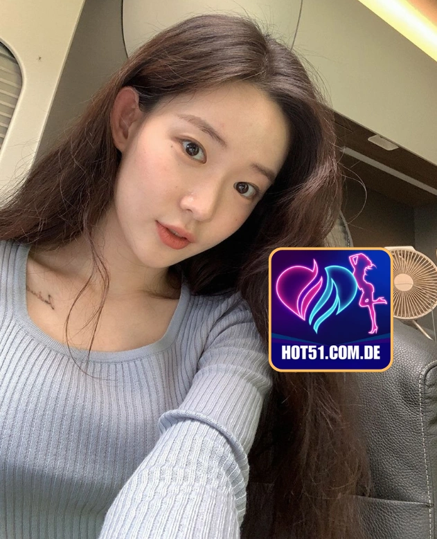 Victoria Sanders-Hot51