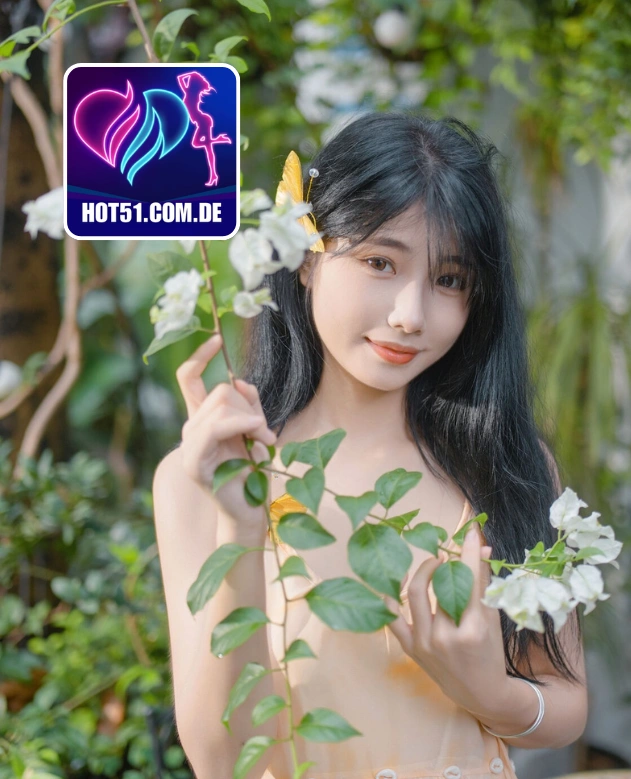 Cassidy Owens-HOT51.COM.DE