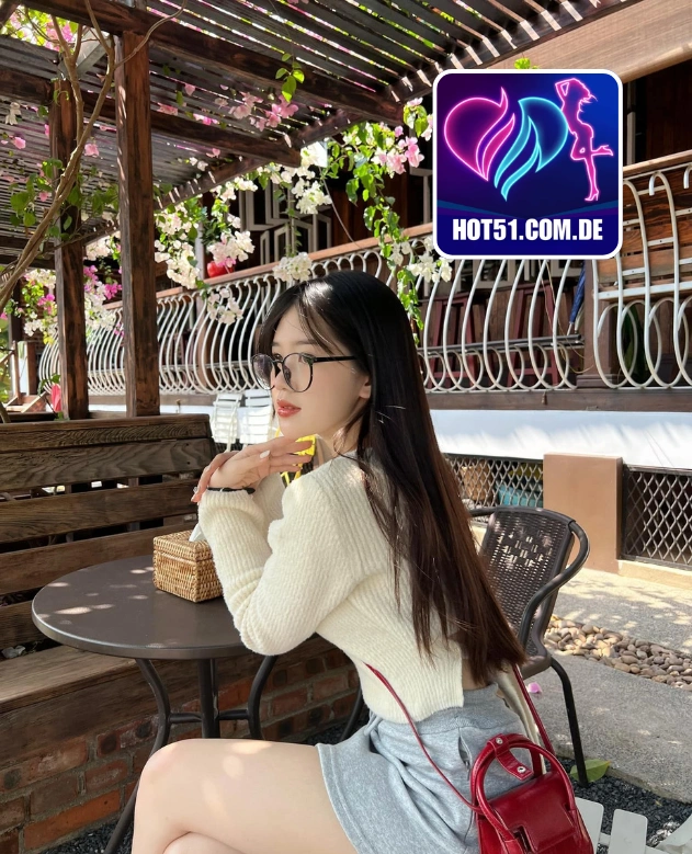 Millie Rebecca Lane-HOT51.COM.DE