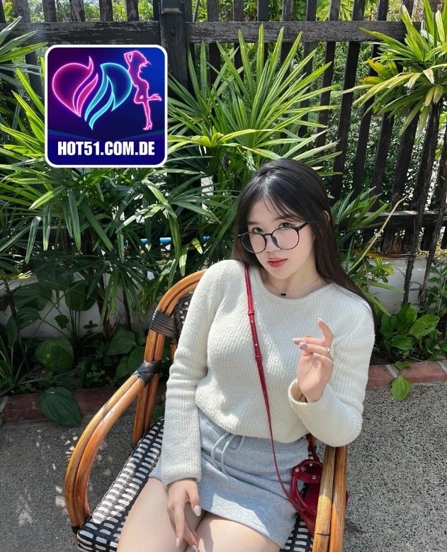 Millie Rebecca Lane-HOT51.COM.DE