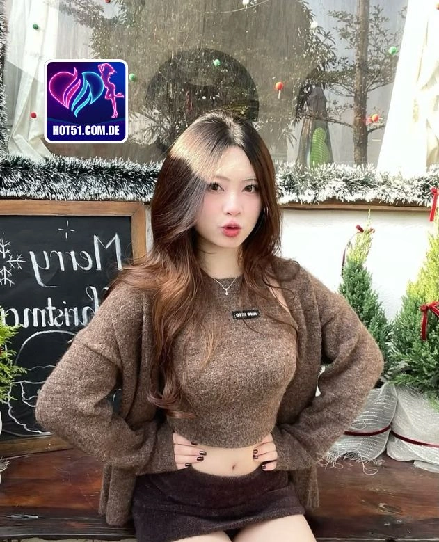Bunga Cahyani-HOT51.COM.DE