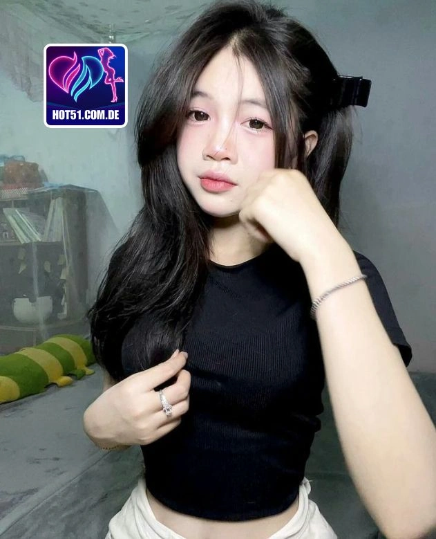 Larasati Dewi-hot51.com.de