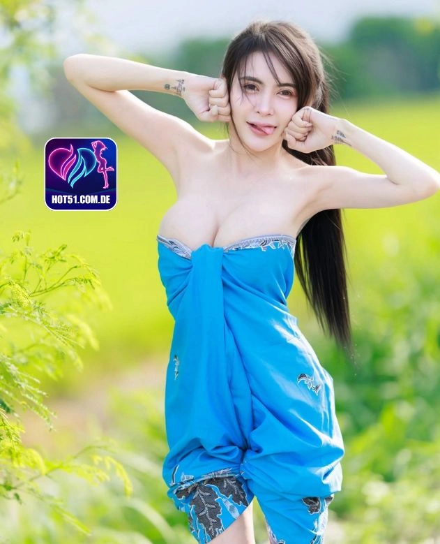 Fajar Nugroho-HOT51.COM.DE